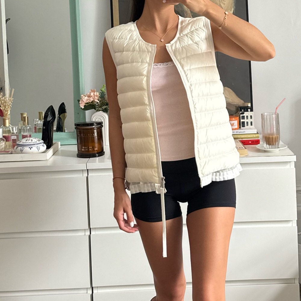 MONCLER VEST - Picture 13 of 13